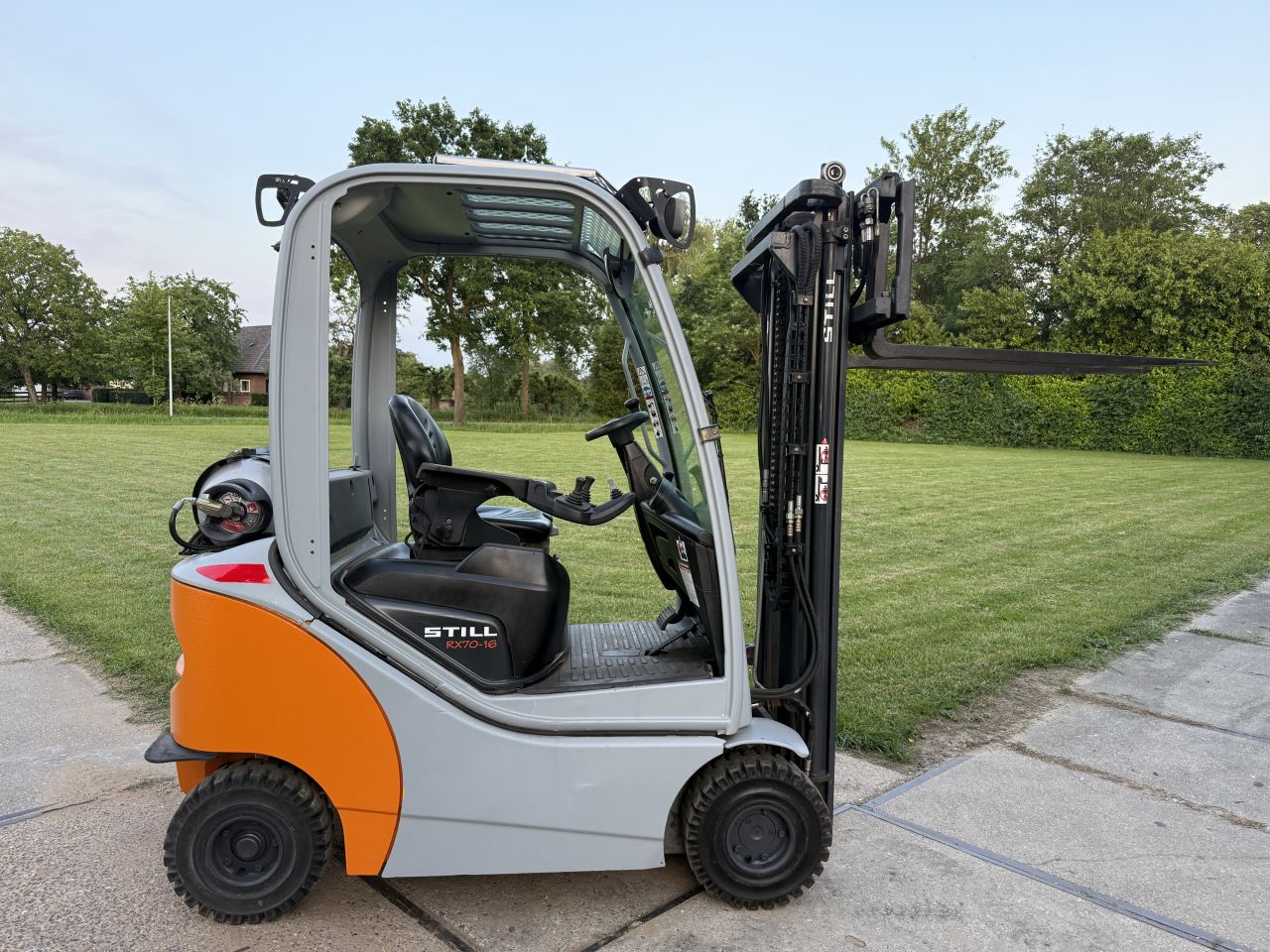 Still 1600KG LPG heftruck Freelift Sideshift