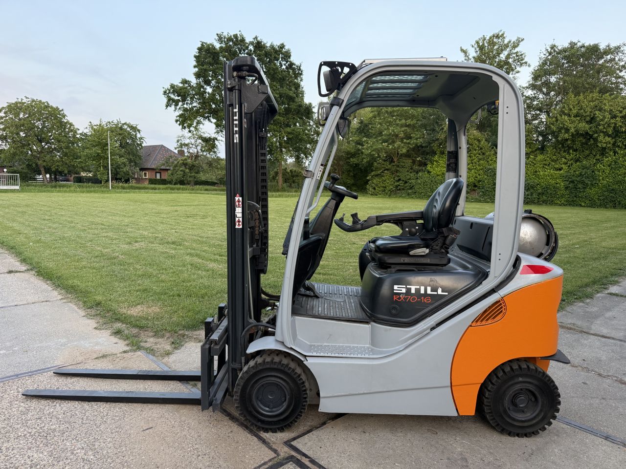 Still 1600KG LPG heftruck Freelift Sideshift