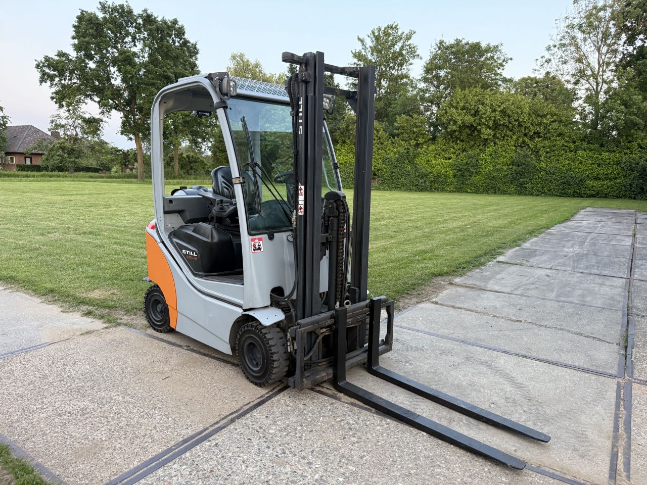Still 1600KG LPG heftruck Freelift Sideshift