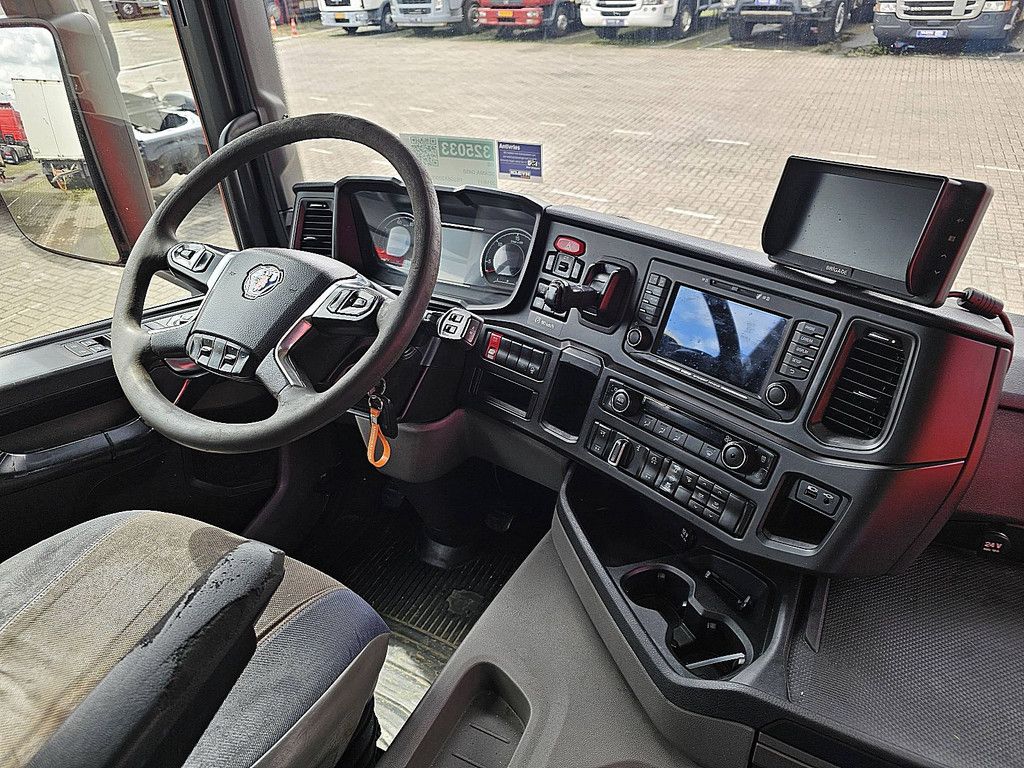 SCANIA G450 6x2*4