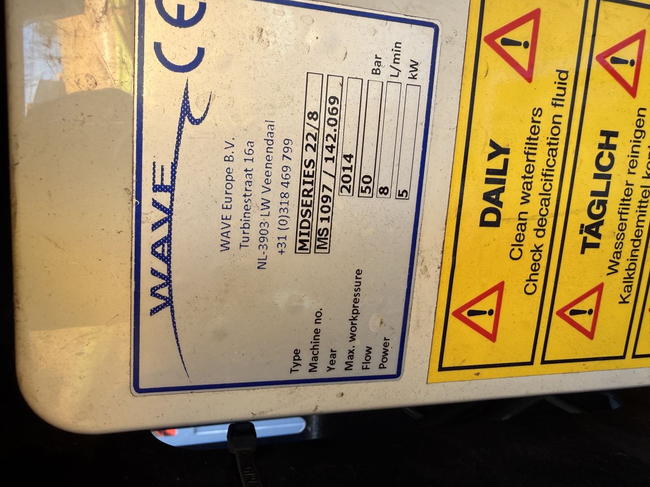 Wave midseries 22/8 warmwater onkruid bestrijding