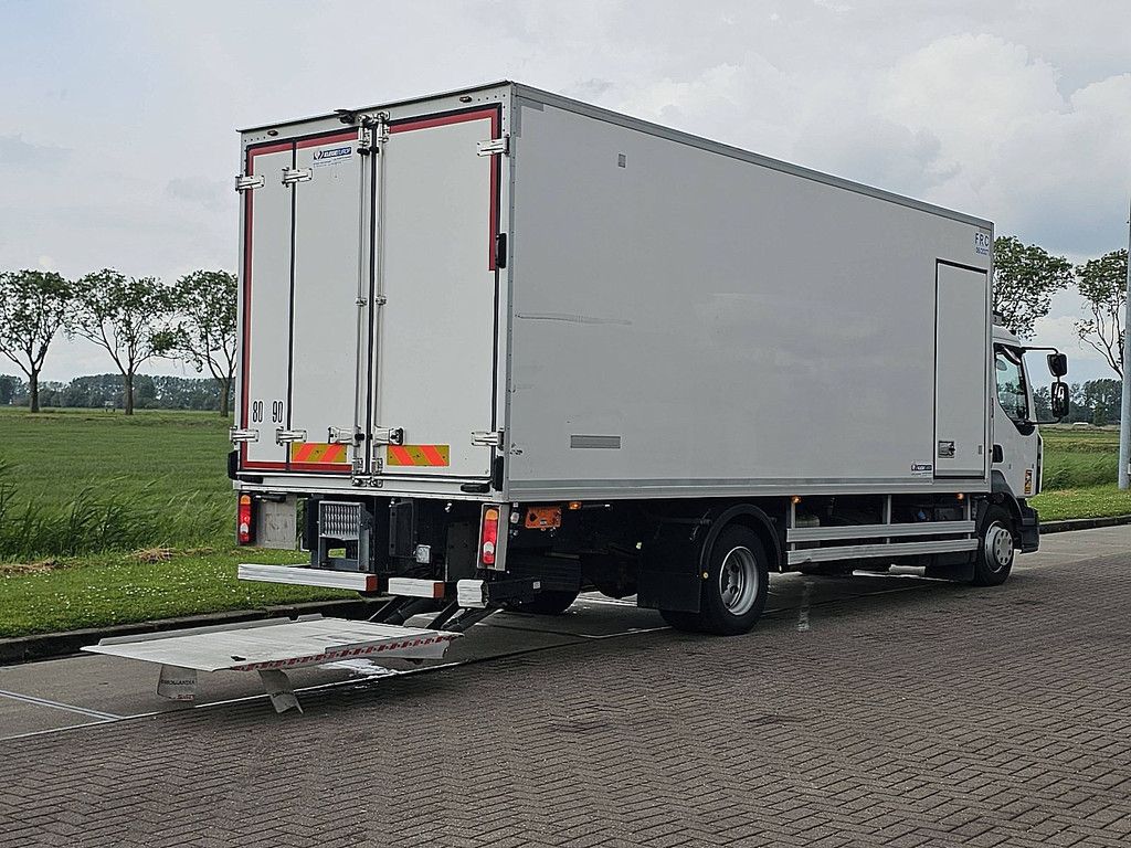 RENAULT D 220