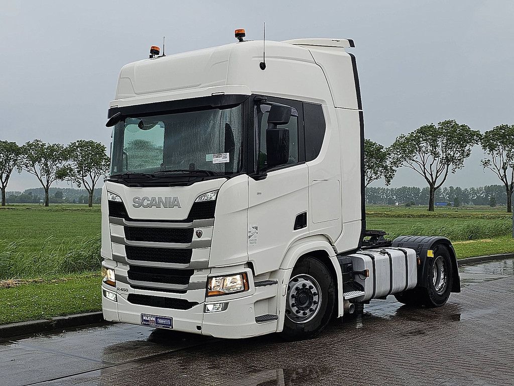 SCANIA R450