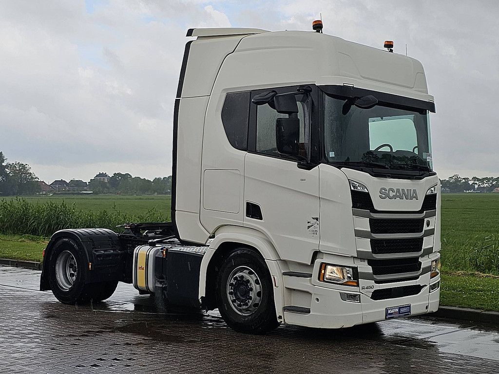 SCANIA R450
