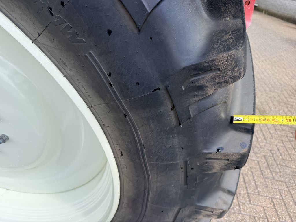 Michelin Agribib 2 480/80R46 & 380/85R34