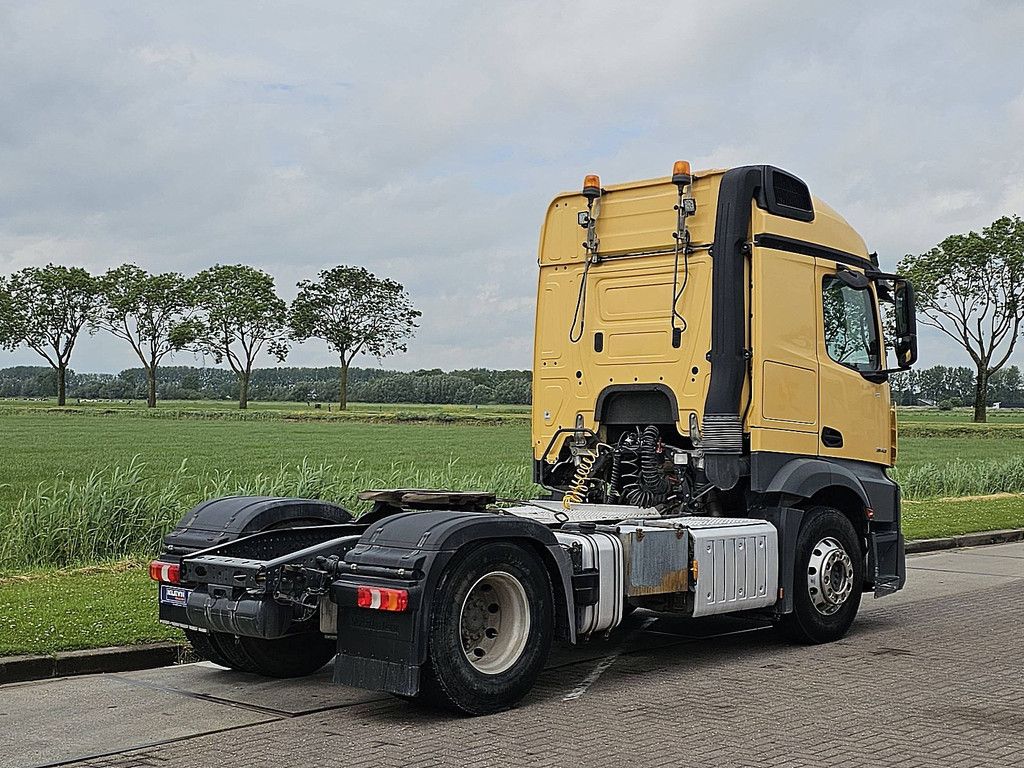 MERCEDES-BENZ ACTROS 1843