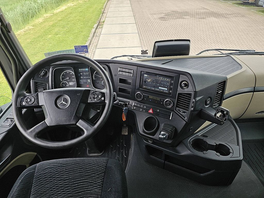 MERCEDES-BENZ ACTROS 1843