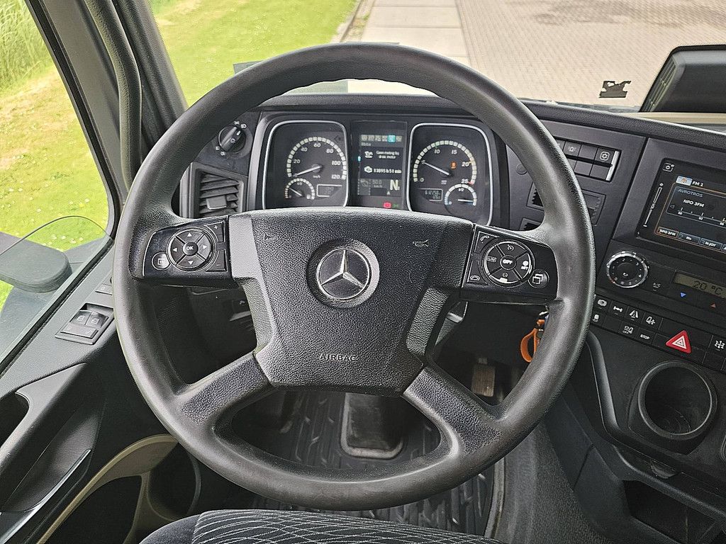 MERCEDES-BENZ ACTROS 1843
