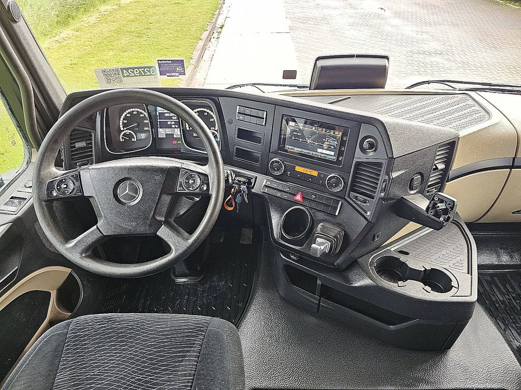 MERCEDES-BENZ ACTROS 1843