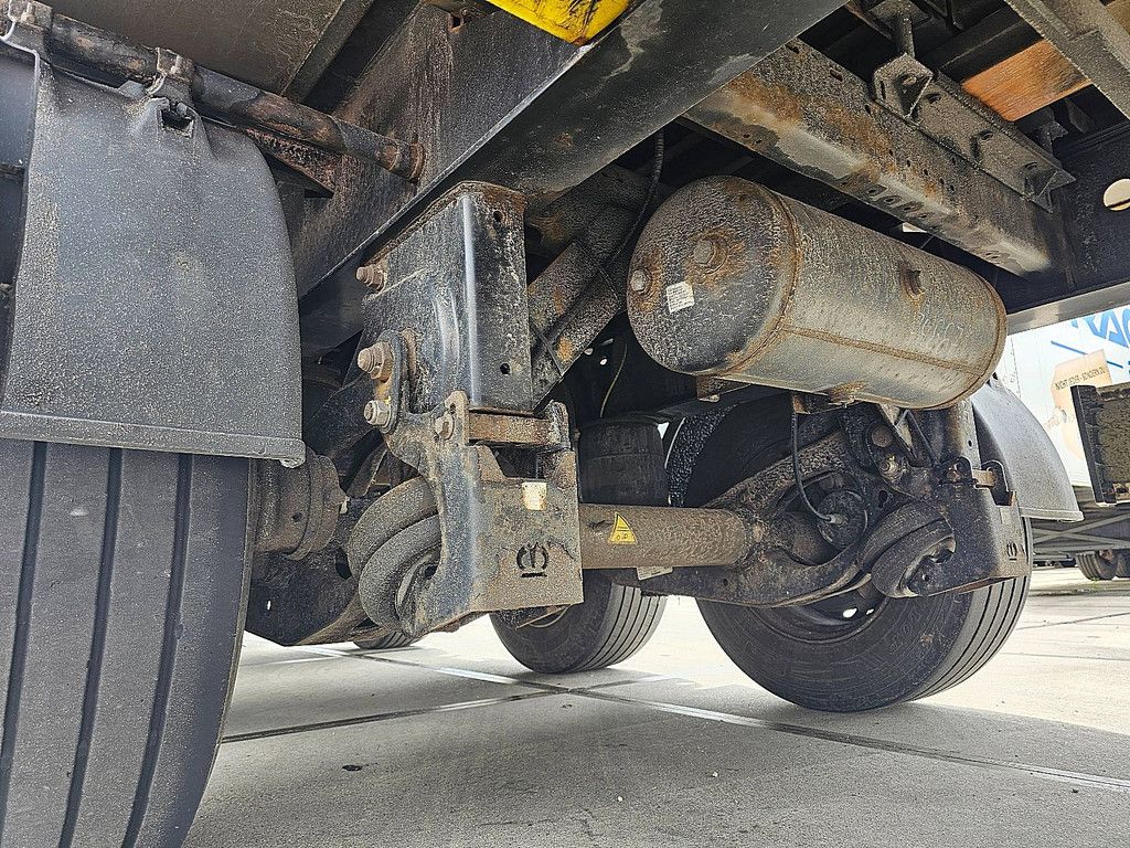 KRONE SD steeraxle taillift