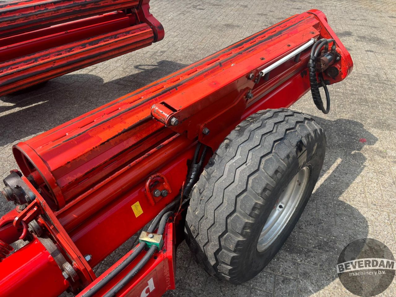 Kverneland UN 7655