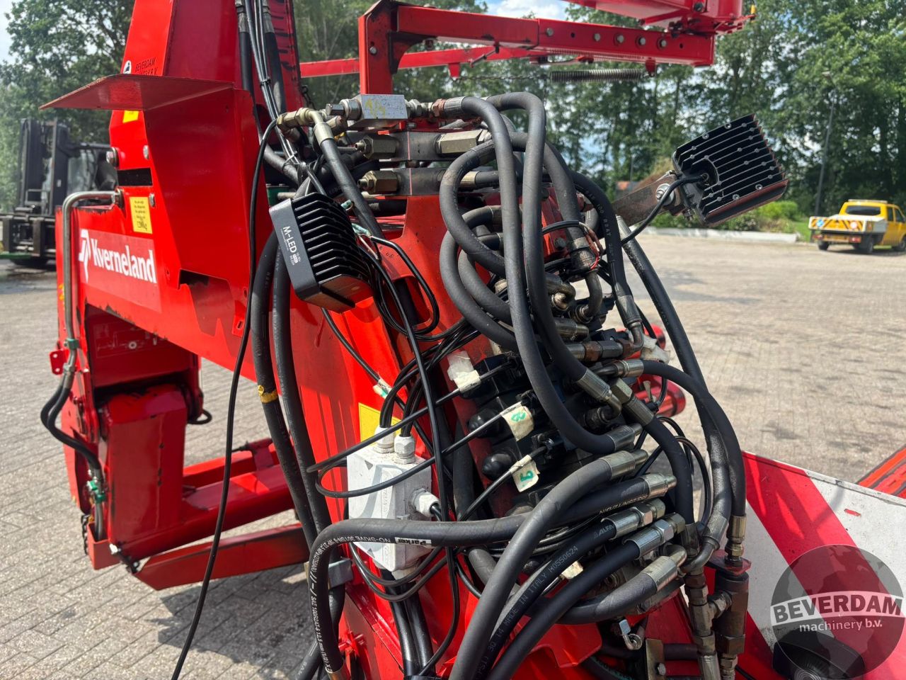 Kverneland UN 7655