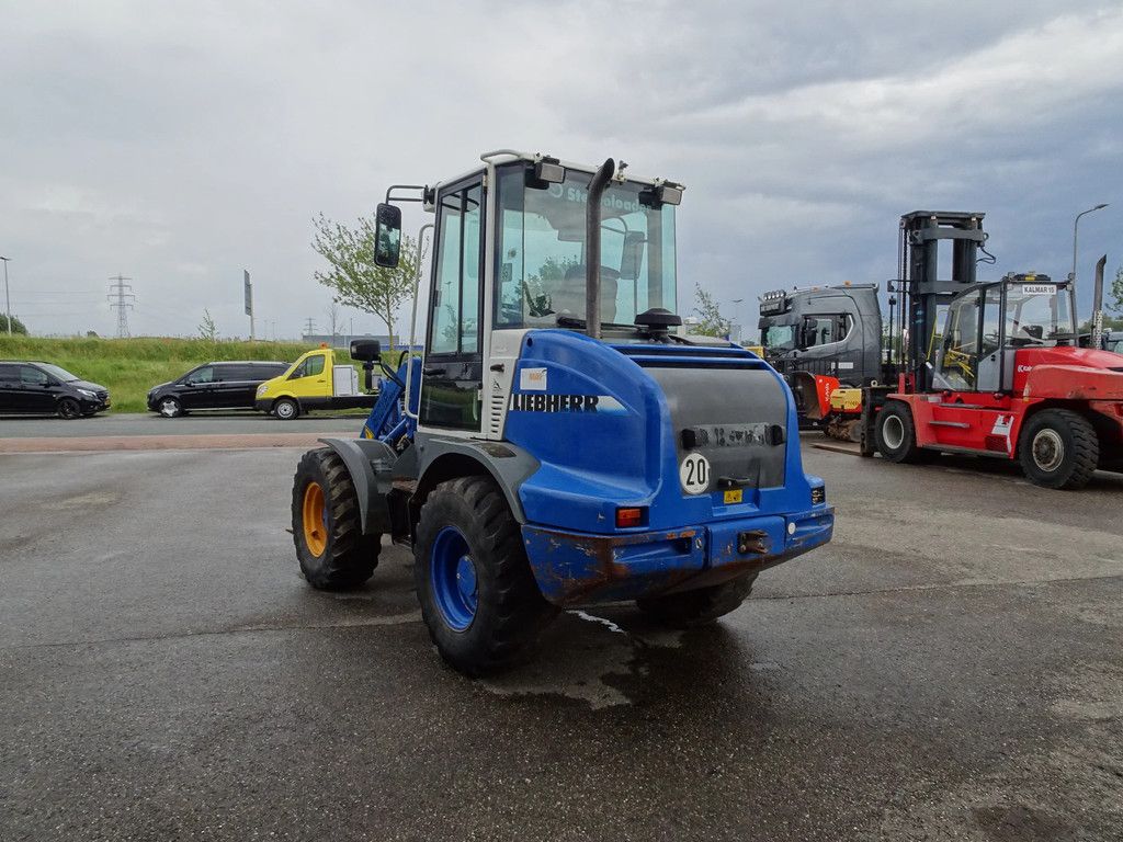 Liebherr 506S