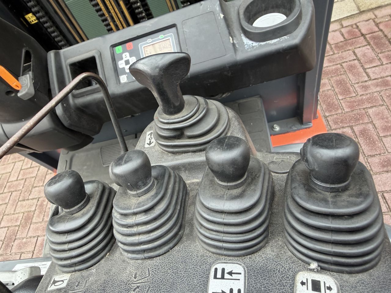 Toyota 2500kg 1100 uur! Triplo elektrische heftruck