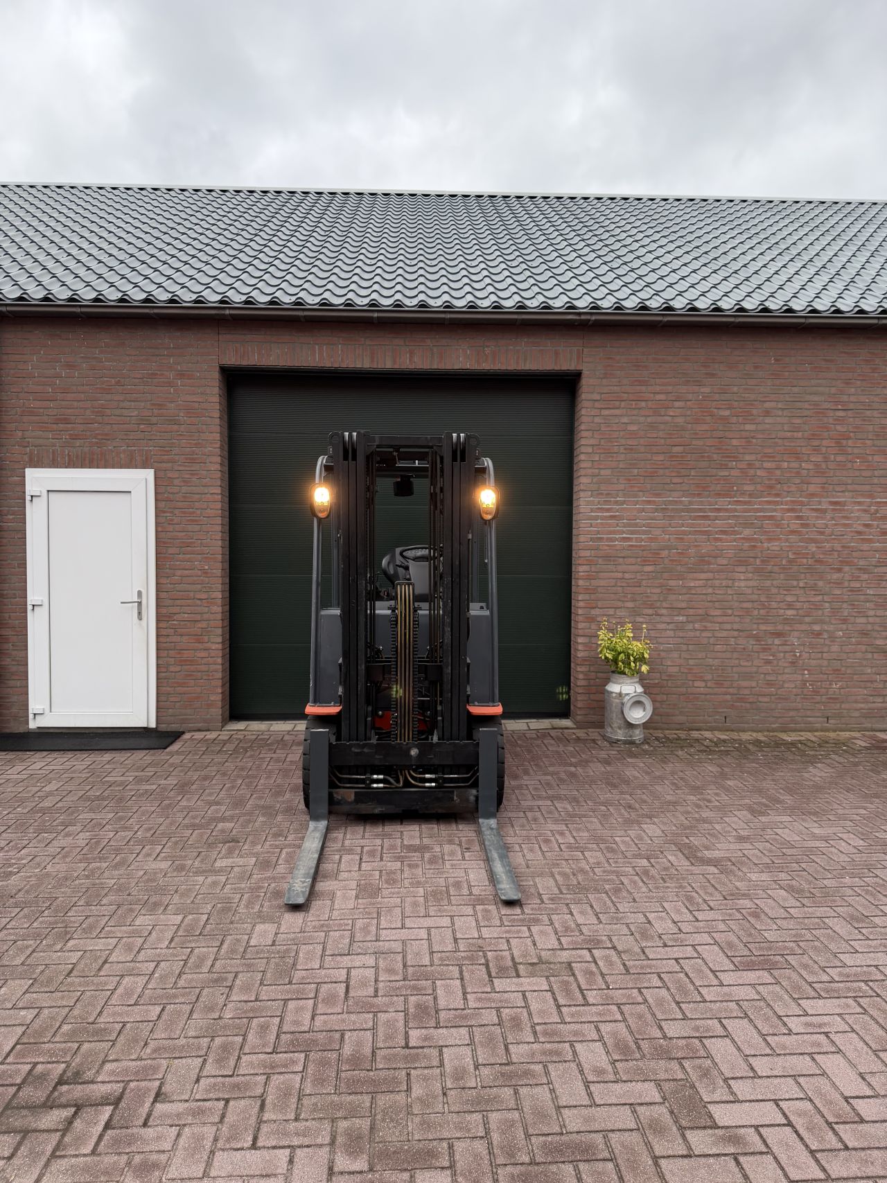 Toyota 2500kg 1100 uur! Triplo elektrische heftruck