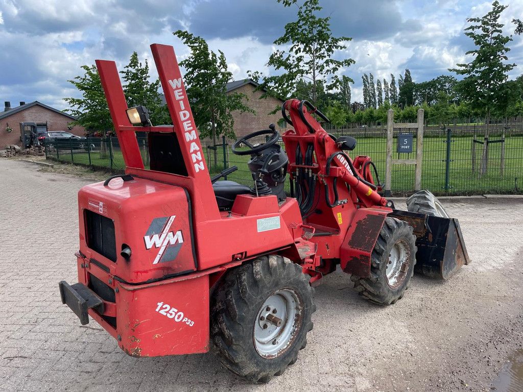 Weidemann 1250 Shovel Loader