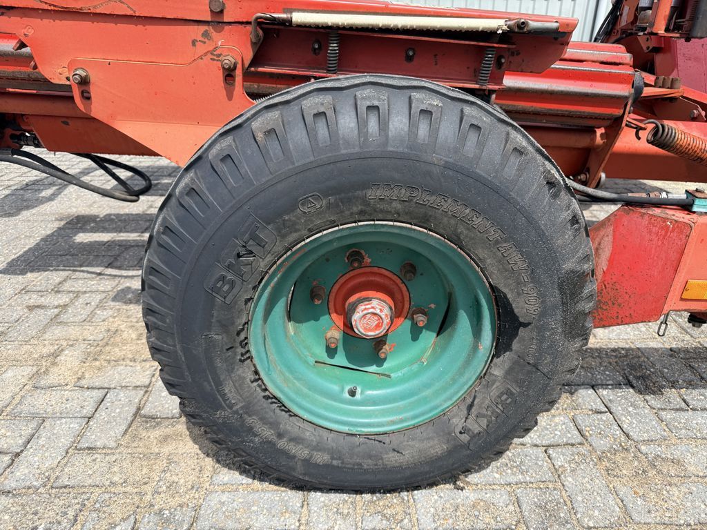 Kverneland UN7655 Balenwikkelaar