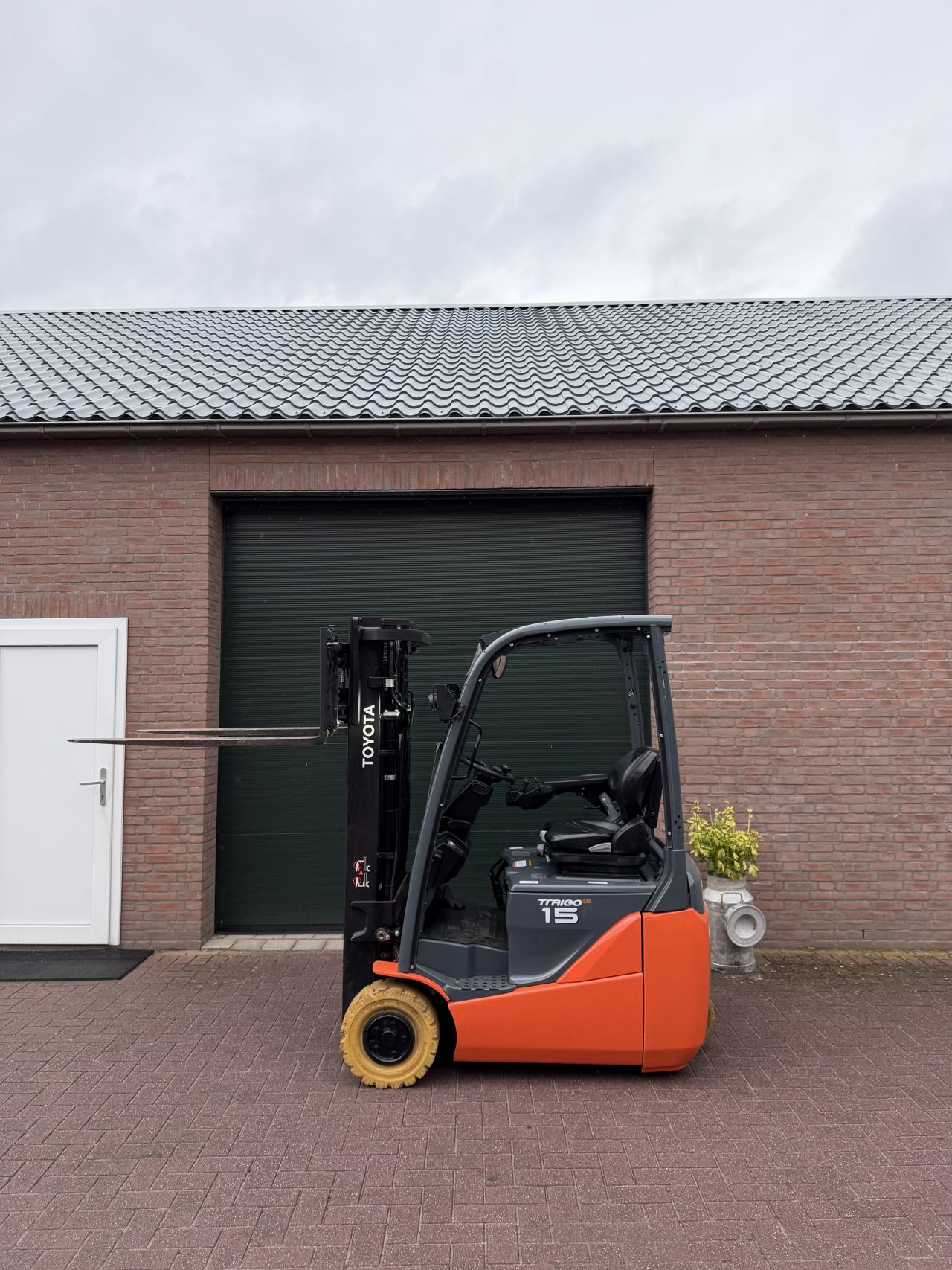 Toyota 1500kg 8FBE15T 2300 uur! Triplo elektrische heftruck