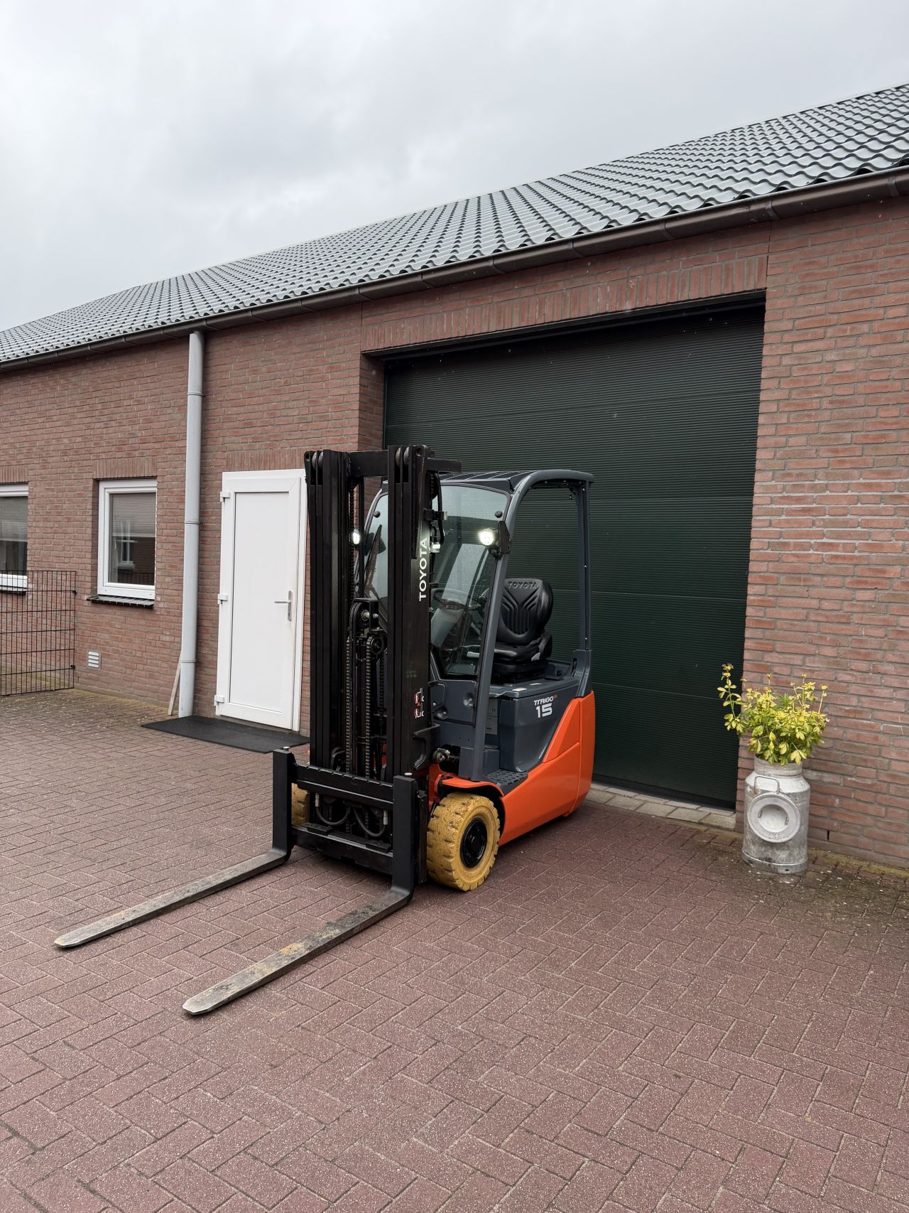 Toyota 1500kg 8FBE15T 2300 uur! Triplo elektrische heftruck