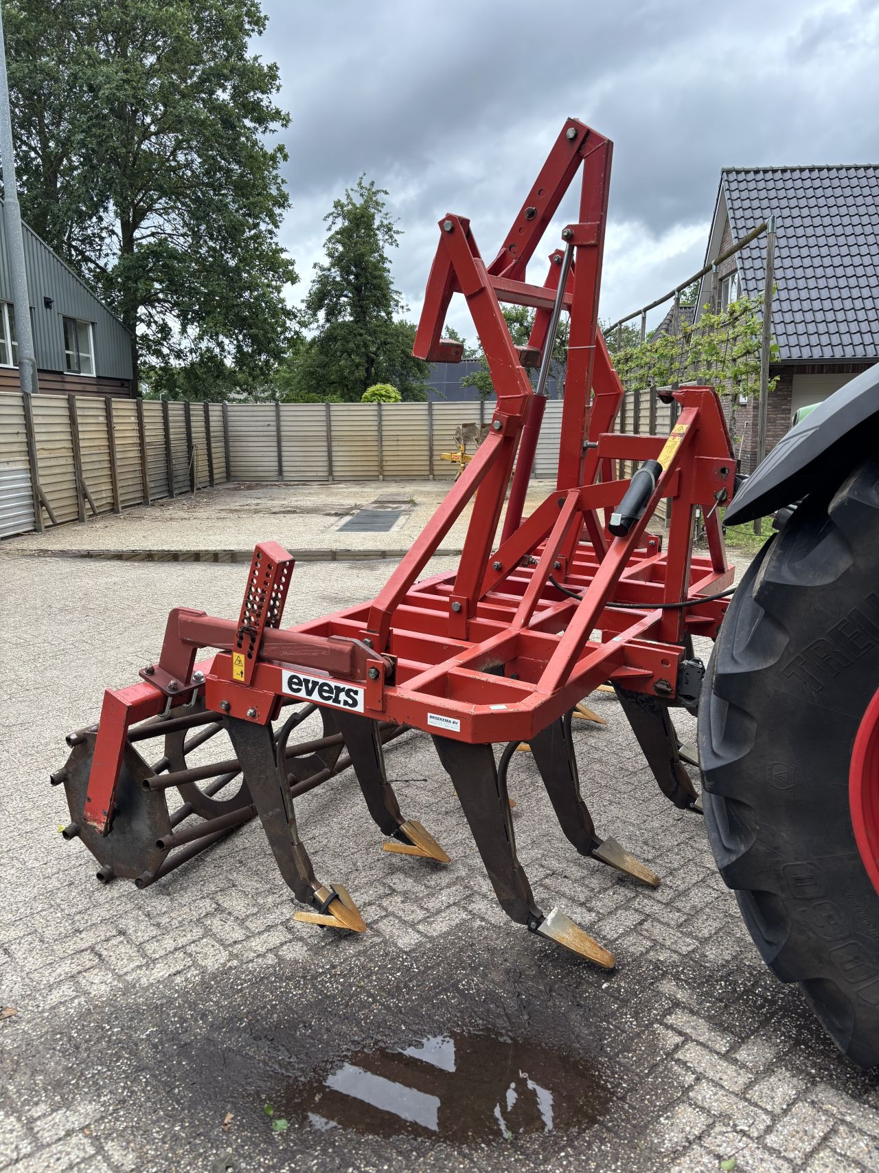 Evers cultivator met hef