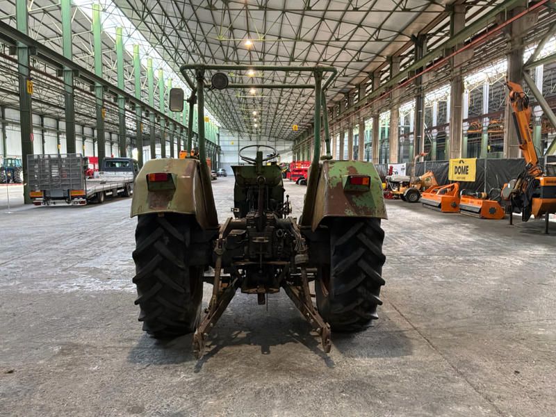 Fendt Favorit 4S Turbomatik Traktor mit 2-Rad-Antrieb