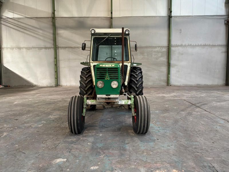 Deutz D100 06 Traktor mit 2-Rad-Antrieb