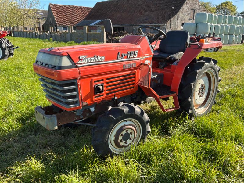 Kubota L1-195 Mini-Traktor mit Allradantrieb