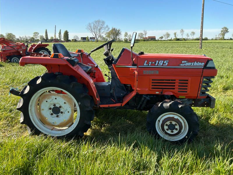 Kubota L1-195 Mini-Traktor mit Allradantrieb