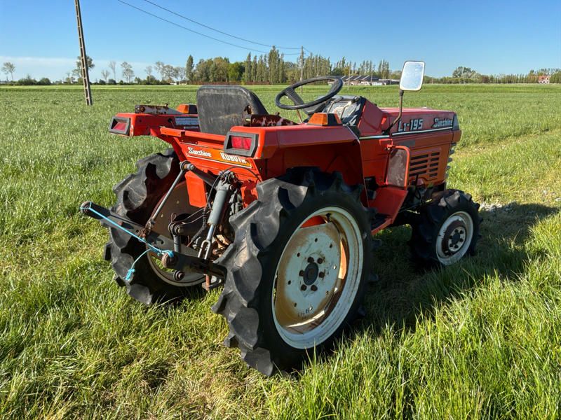 Kubota L1-195 Mini-Traktor mit Allradantrieb