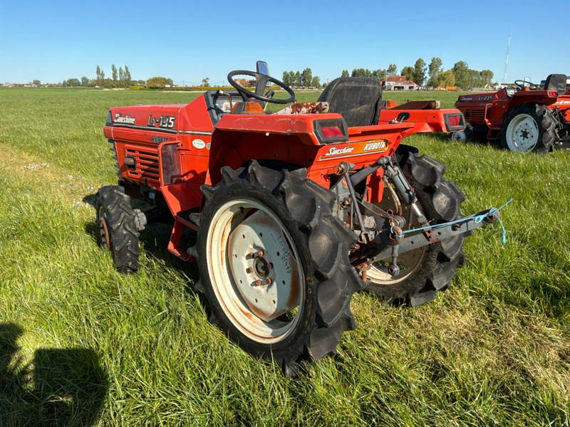 Kubota L1-195 Mini-Traktor mit Allradantrieb