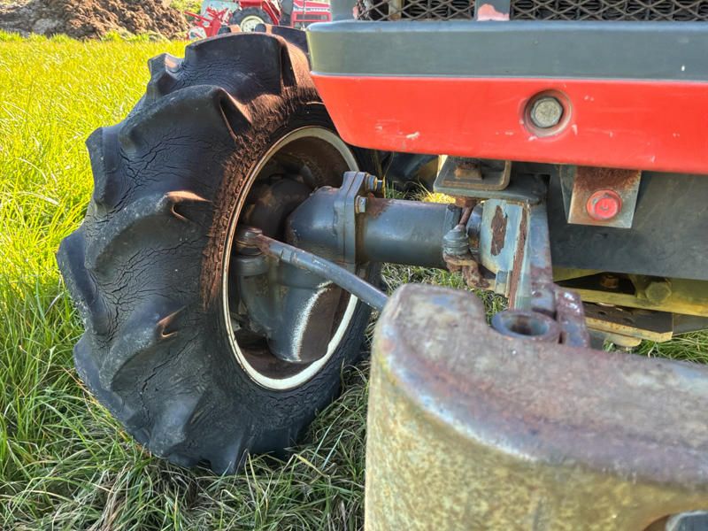 Kubota L1-195 Mini-Traktor mit Allradantrieb