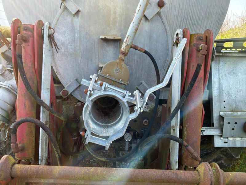 1988 De Zwaef 1210 slurry tanker