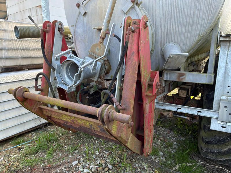 1988 De Zwaef 1210 slurry tanker