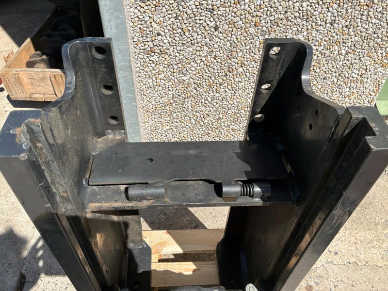 Hans Sauermann HS 4850-390 tow bar carriage