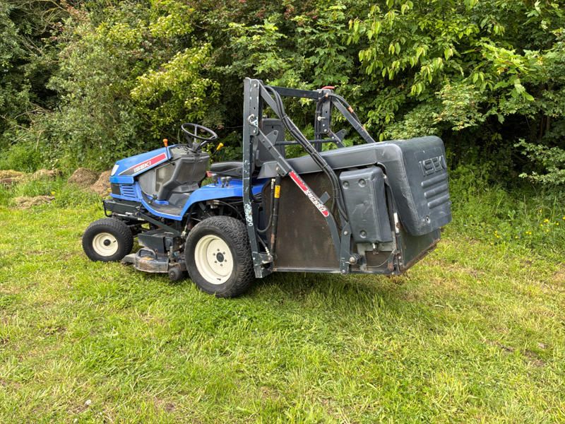 2007 Iseki SXG22H Aufsitzmäher/Hochentlader