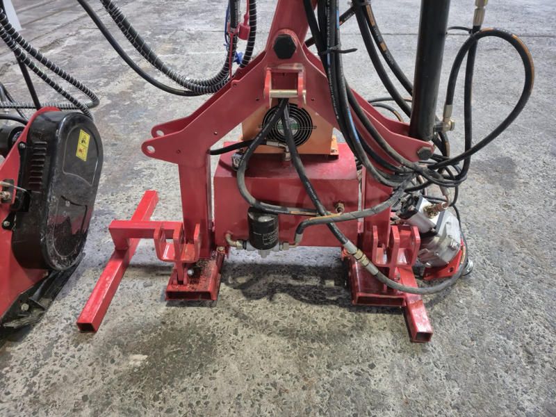 EF-type Cantilever borne flail mower on arm