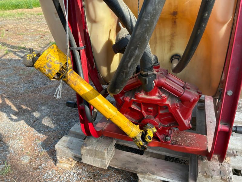 Hardi NK600 Carried Field Sprayer
