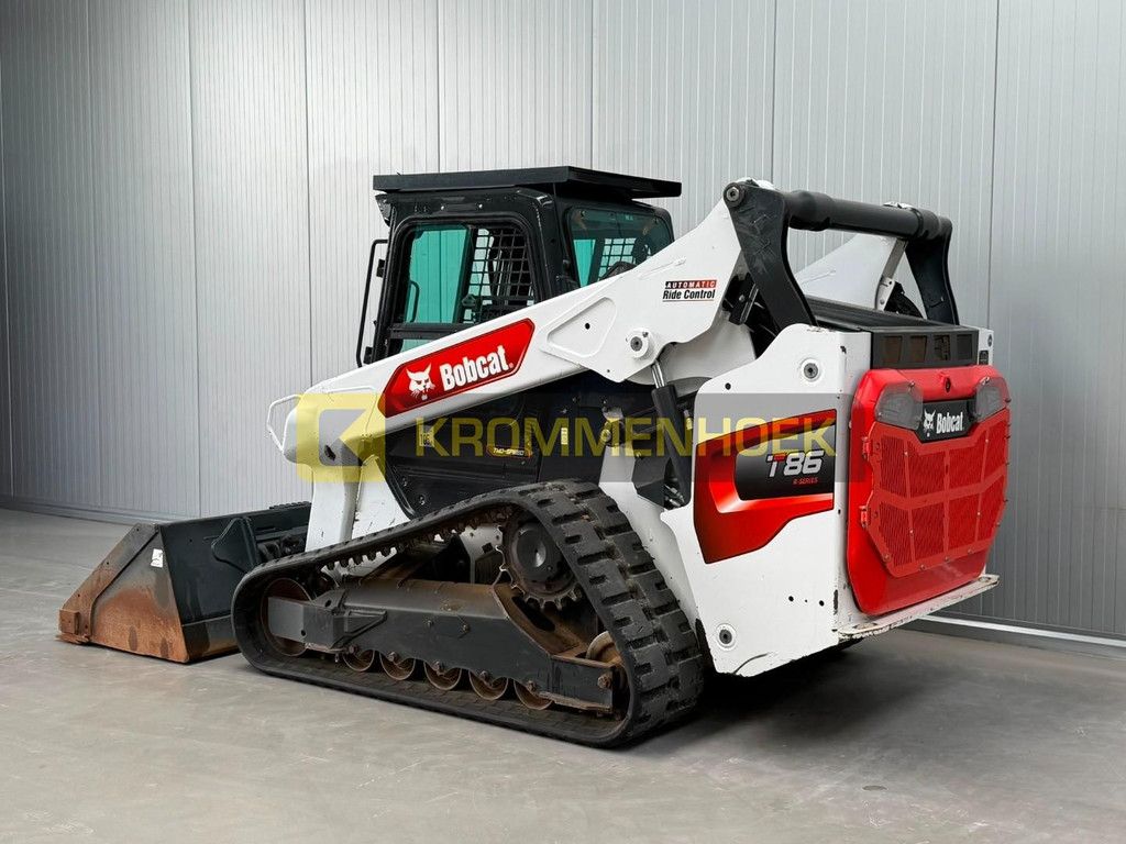 Bobcat T 86 Super High Flow | A/C KH10186