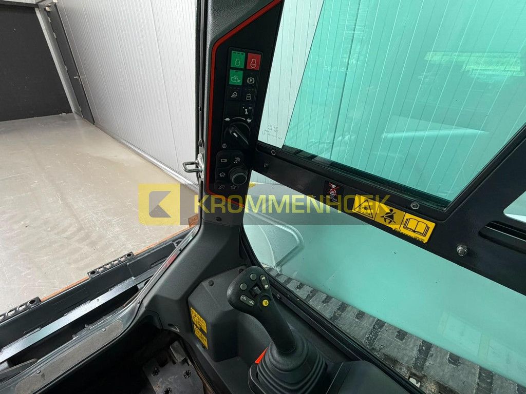 Bobcat T 86 Super High Flow | A/C KH10186