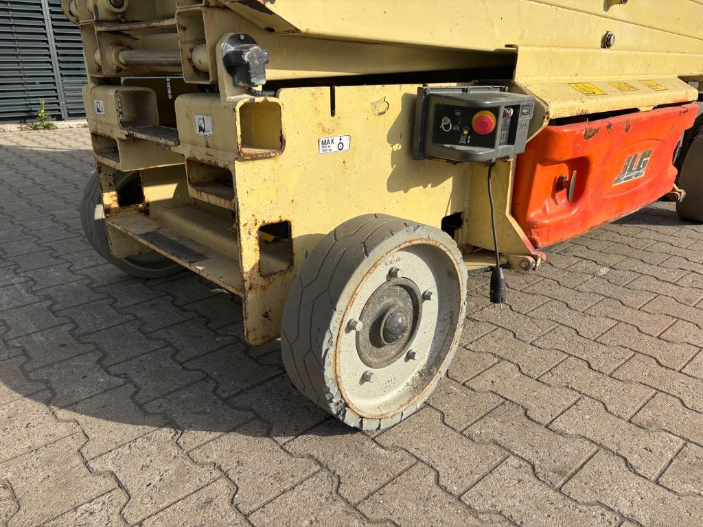 JLG 3246 ES