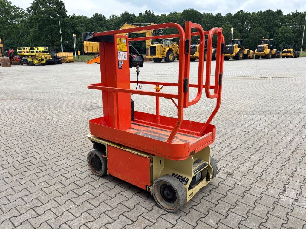 JLG 1230 ES