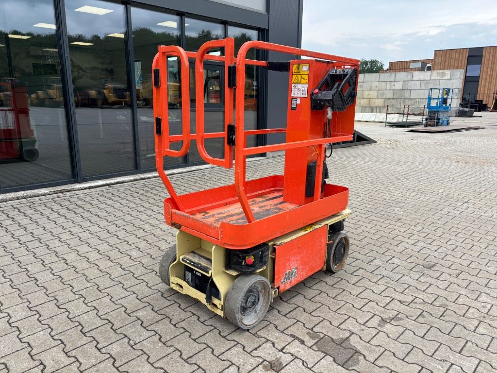 JLG 1230 ES