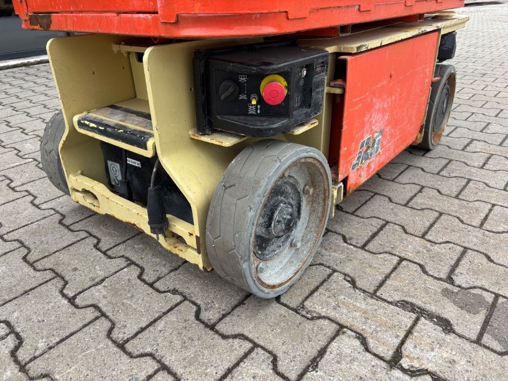 JLG 1230 ES