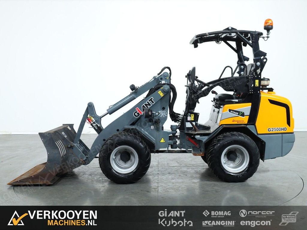 2022 Giant G2500 HD VK10537