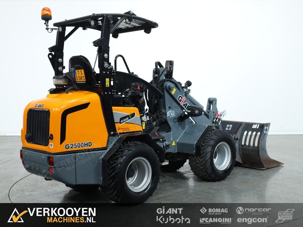 2022 Giant G2500 HD VK10537