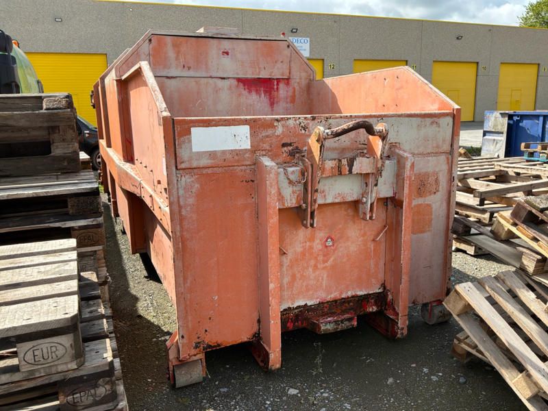1992 Pöttinger MP20-KL Press Container