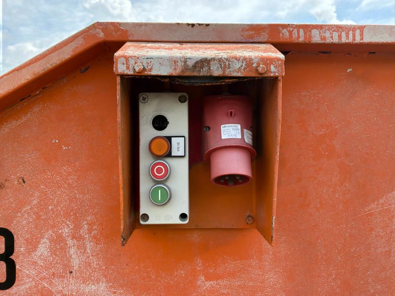 1992 Pöttinger MP20-KL Press Container