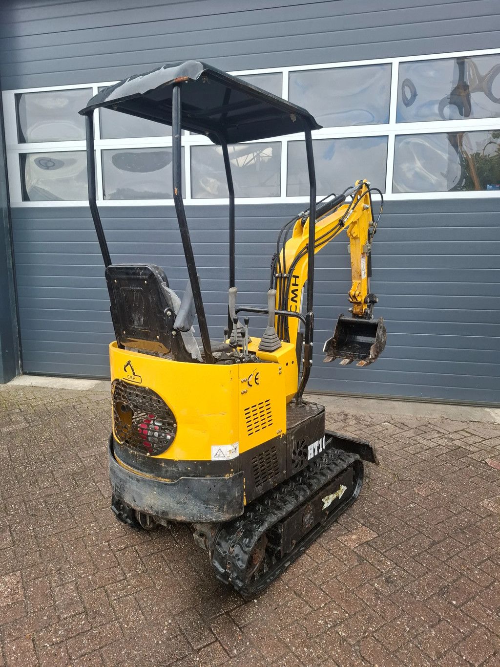 CMH HT10 Minigraver 1tons Gebruikt 2024