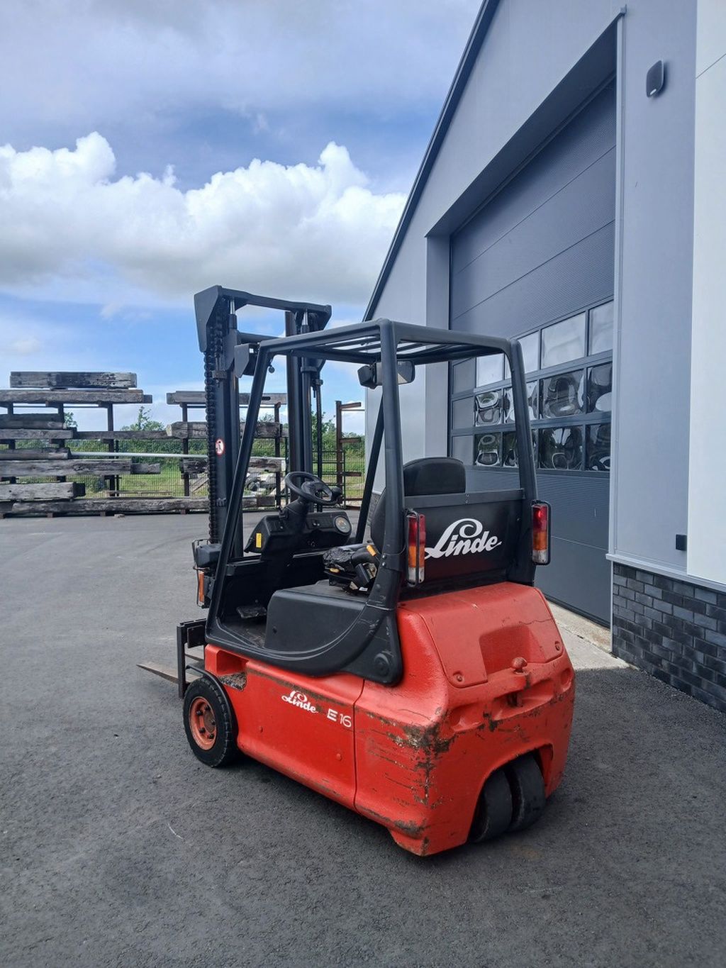 Linde E16