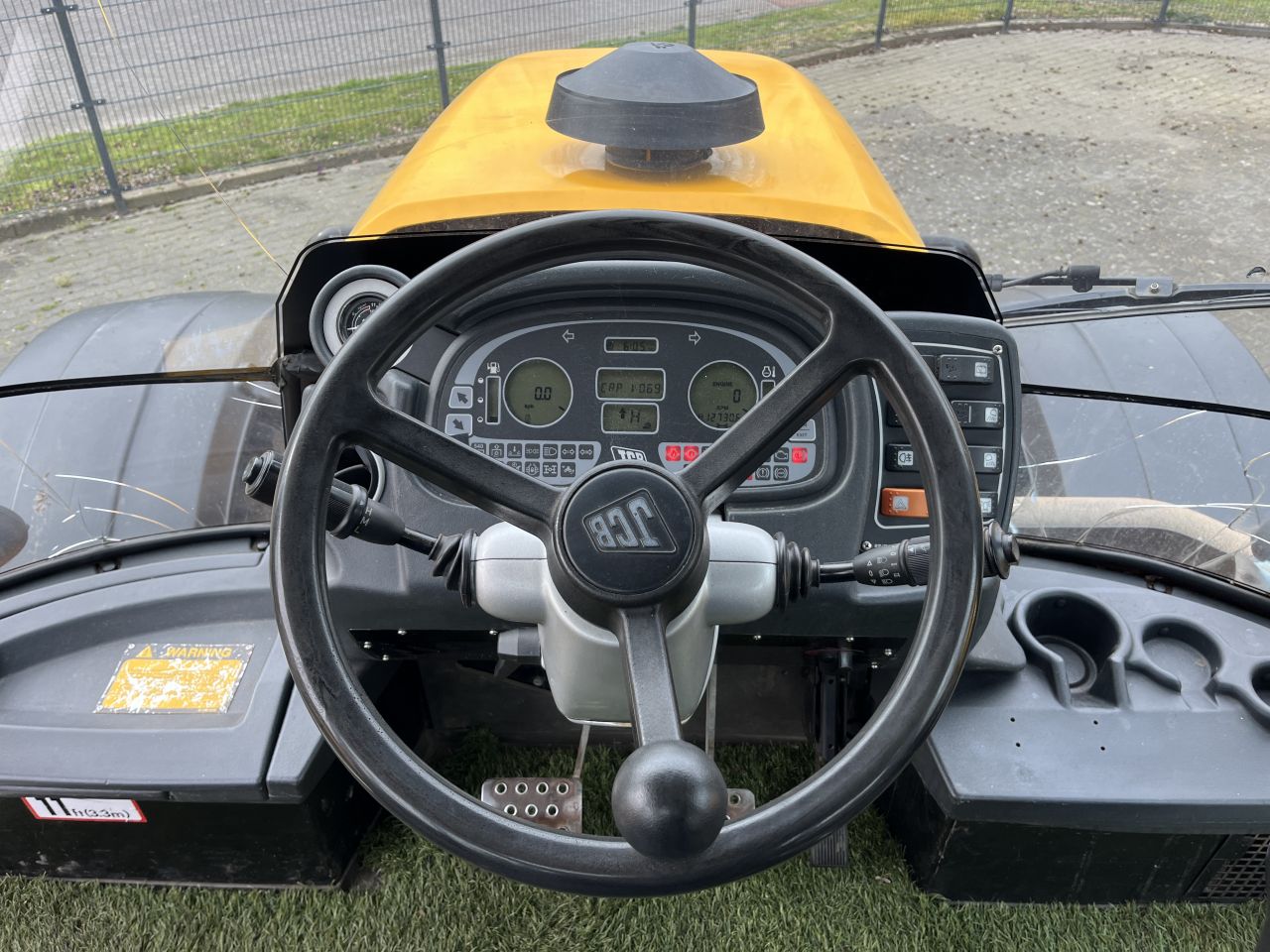 JCB Fastrac 3230 PLUS 65 km/h